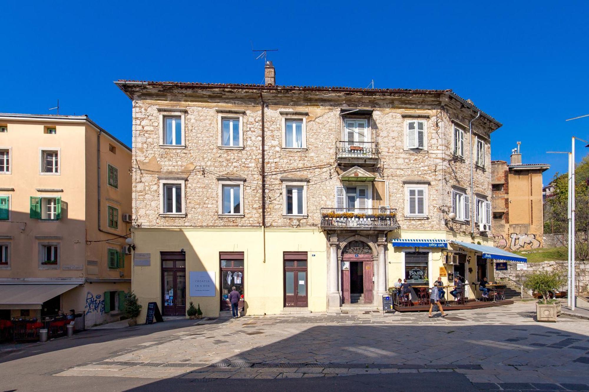 Molo Longo - Downtown Apartments Rijeka Exterior photo